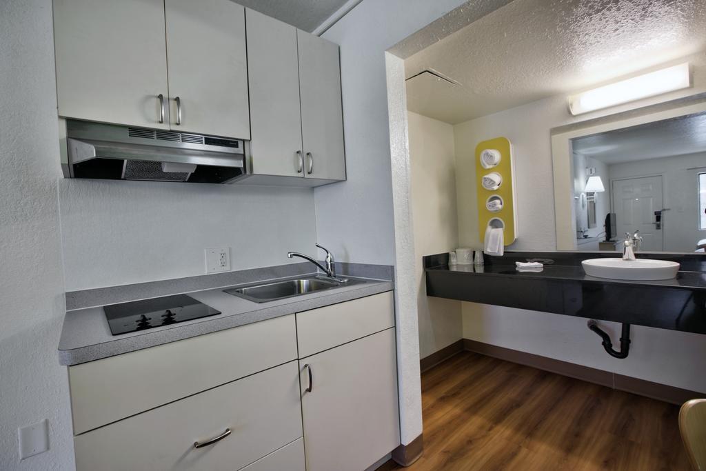 Motel 6-Tallahassee, Fl - Downtown Zewnętrze zdjęcie