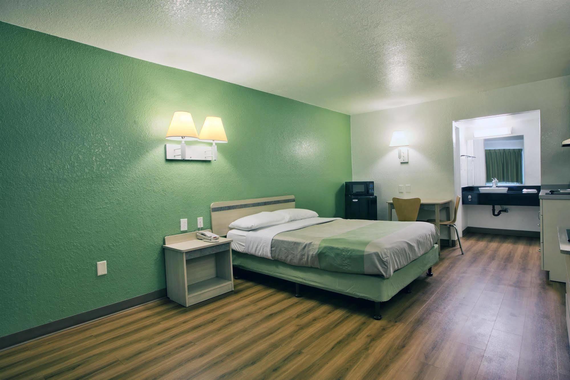 Motel 6-Tallahassee, Fl - Downtown Zewnętrze zdjęcie